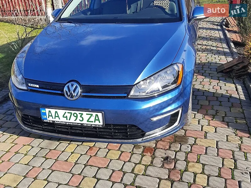Volkswagen e-Golf 2016
