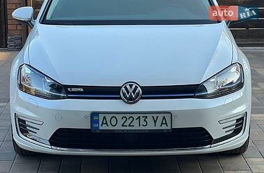 Volkswagen e-Golf  2019