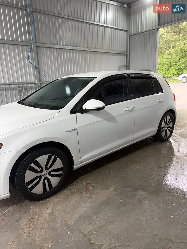 2016 Volkswagen Golf - мініатюра 4