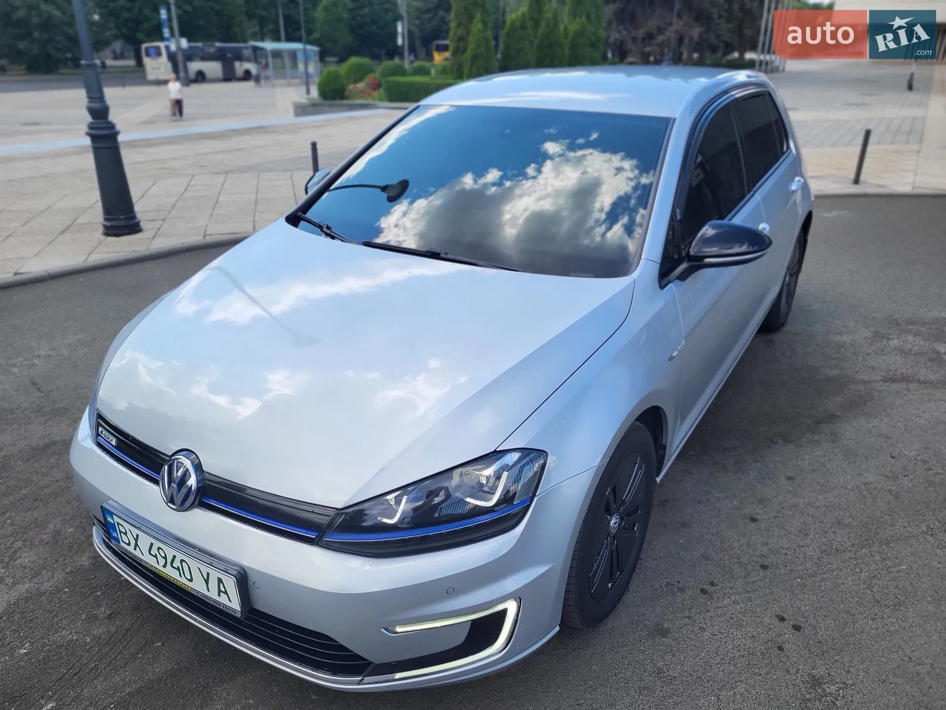 Volkswagen e-Golf 2015 VIN WVWZZZAUZGW902630 фото оголошення 3 з 68