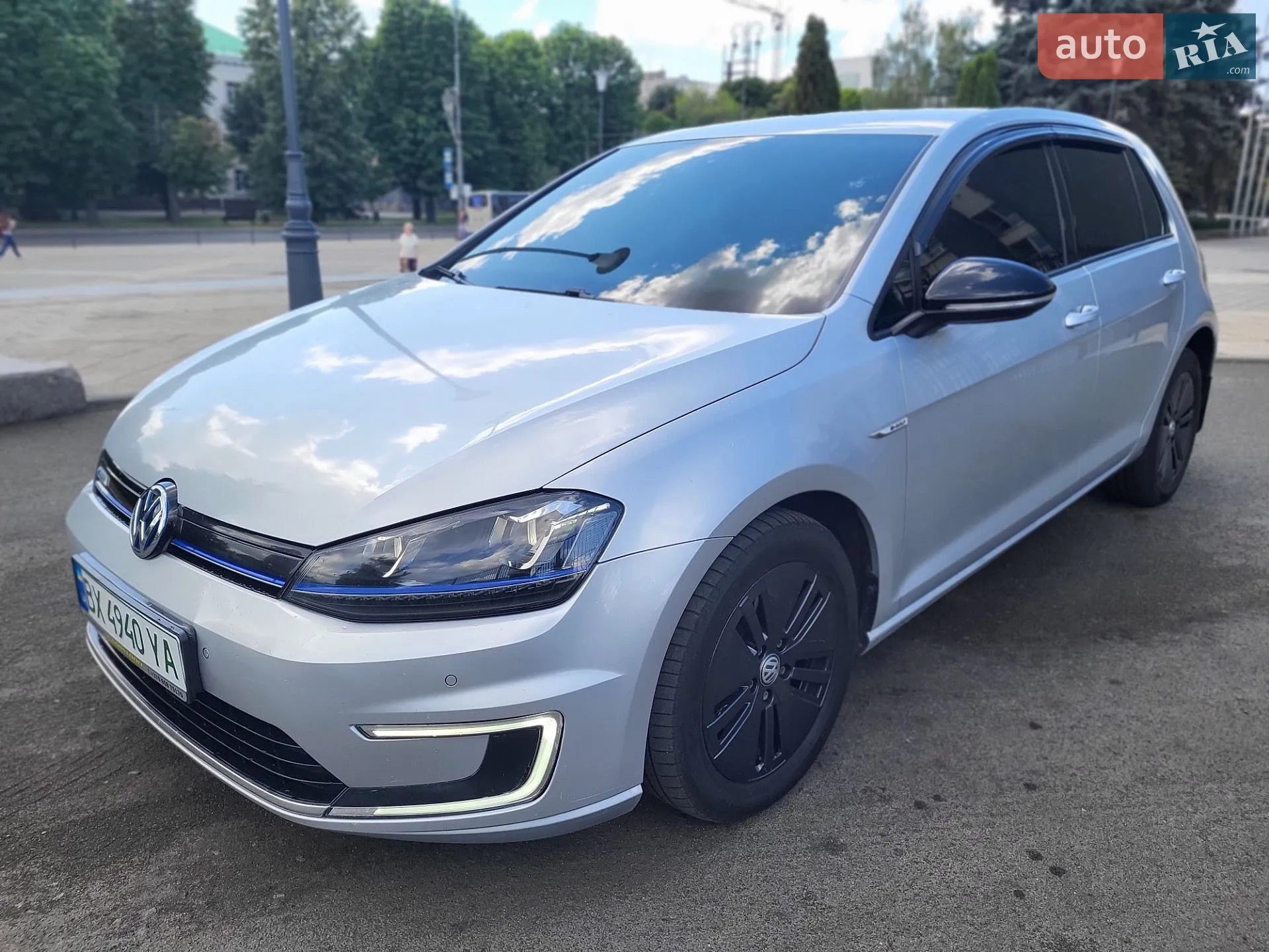 Volkswagen e-Golf 2015 VIN WVWZZZAUZGW902630 фото оголошення 4 з 68