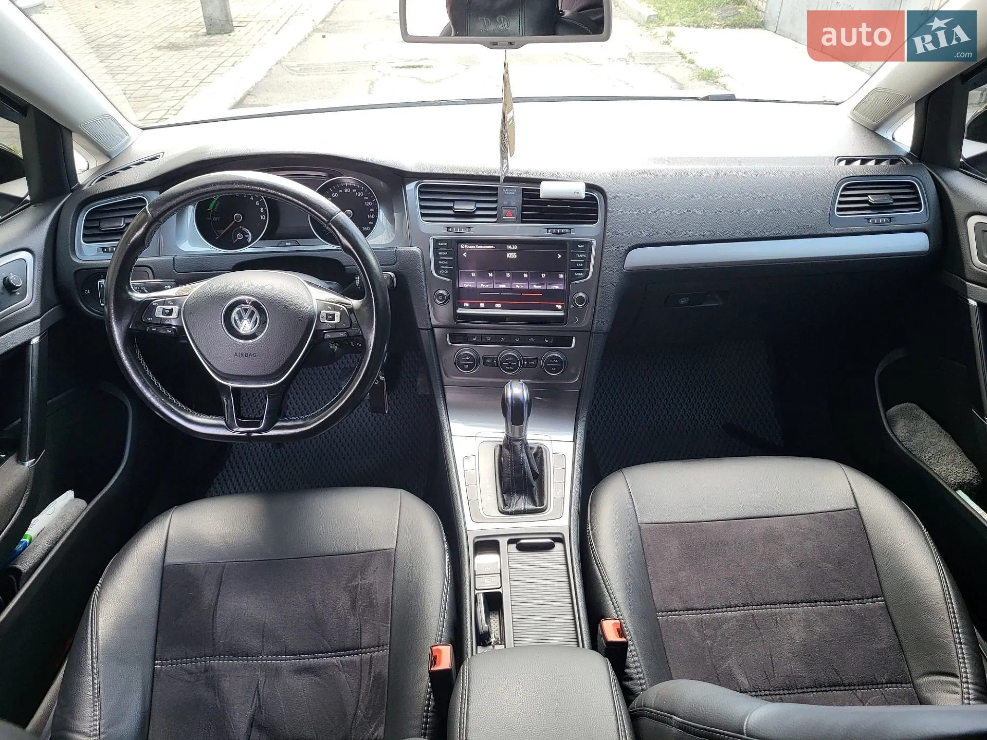 Volkswagen e-Golf 2015 VIN WVWZZZAUZGW902630 фото оголошення 24 з 68