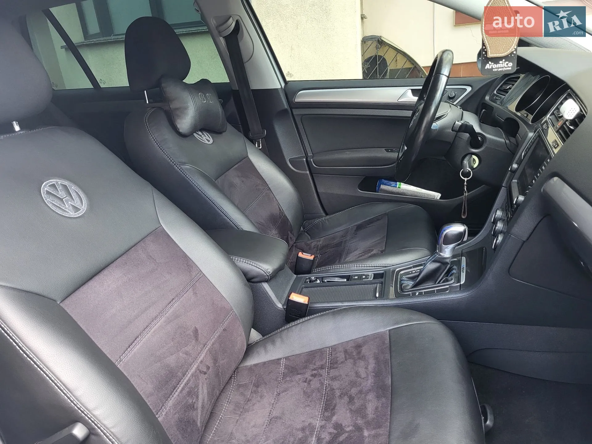 Volkswagen e-Golf 2015 VIN WVWZZZAUZGW902630 фото оголошення 29 з 68