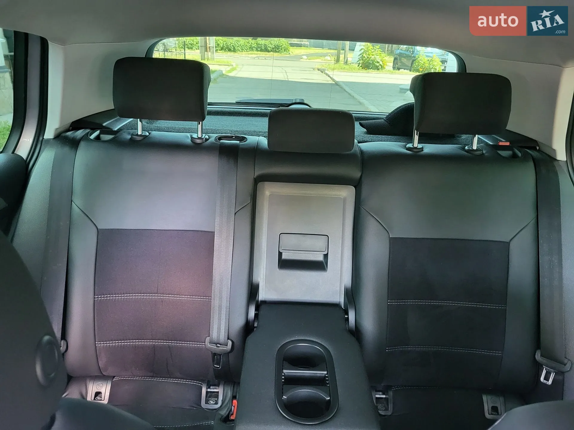 Volkswagen e-Golf 2015 VIN WVWZZZAUZGW902630 фото оголошення 37 з 68