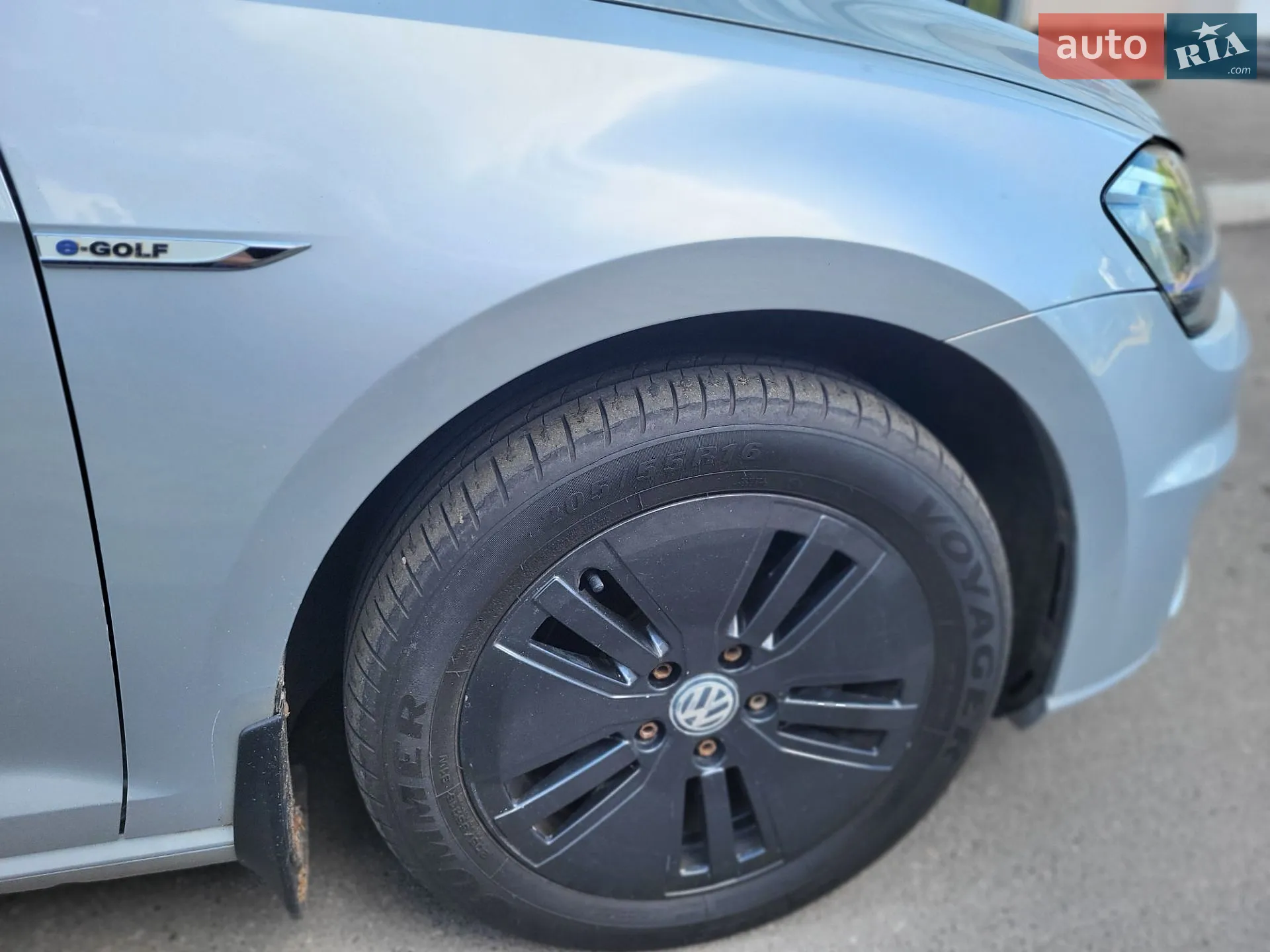 Volkswagen e-Golf 2015 VIN WVWZZZAUZGW902630 фото оголошення 43 з 68