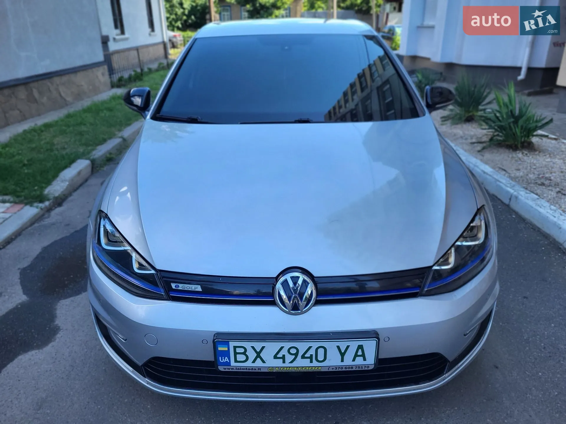 Volkswagen e-Golf 2015 VIN WVWZZZAUZGW902630 фото оголошення 53 з 68