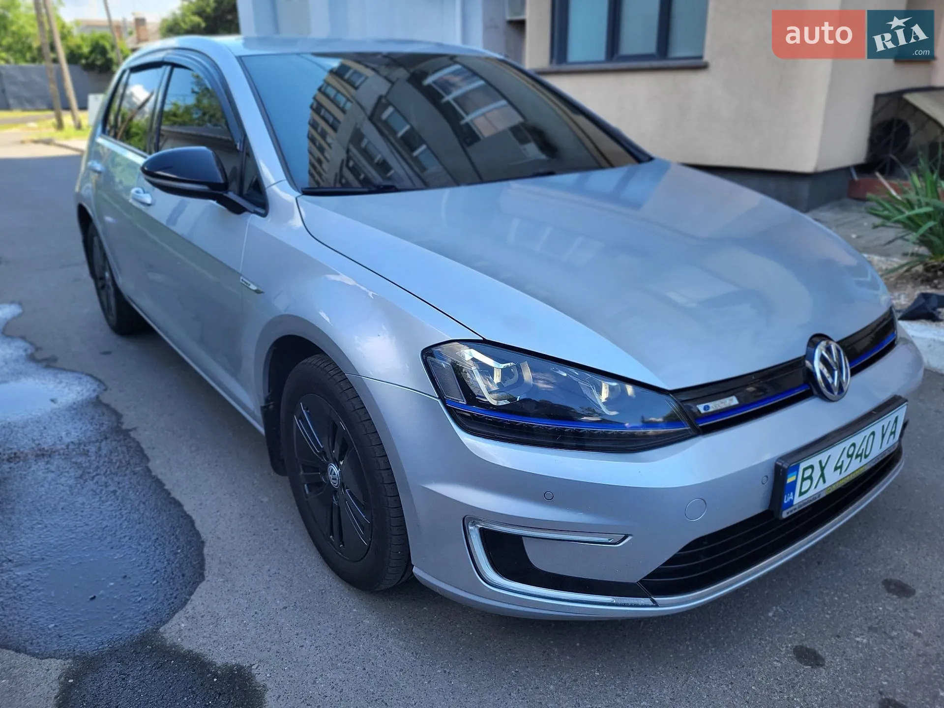 Volkswagen e-Golf 2015 VIN WVWZZZAUZGW902630 фото оголошення 55 з 68