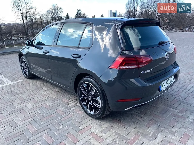 Volkswagen e-Golf