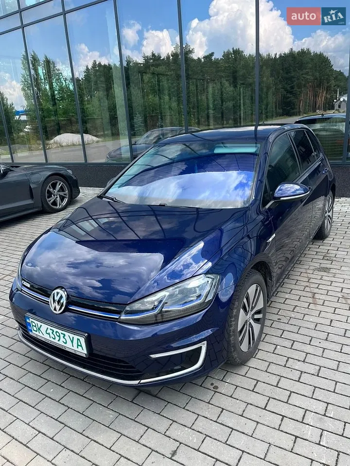 2018 Volkswagen Golf - мініатюра 2