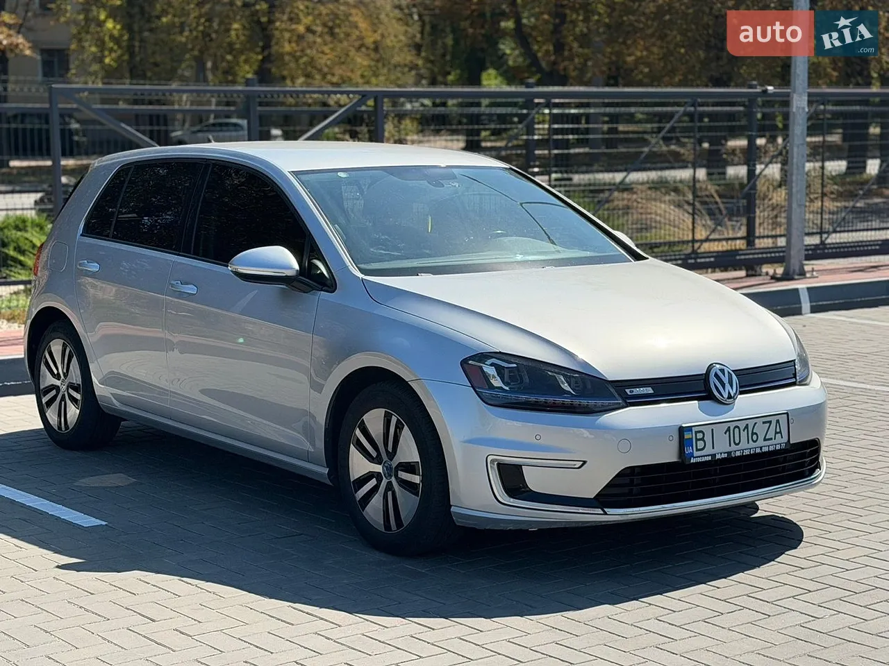 2014 Volkswagen Golf - мініатюра 2