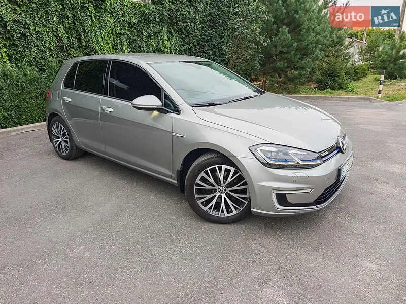 Volkswagen e-Golf