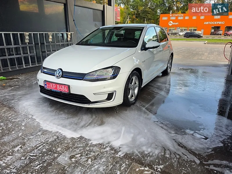 Volkswagen e-Golf