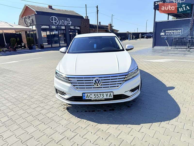 Легковые Volkswagen e-Lavida
