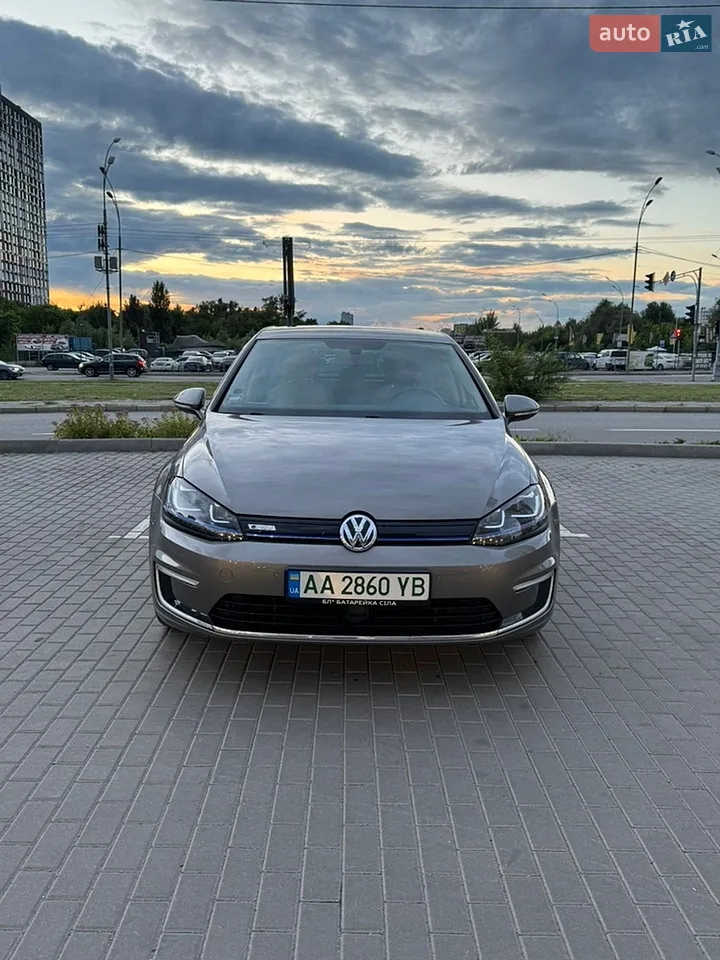 2014 Volkswagen Golf - фото 1