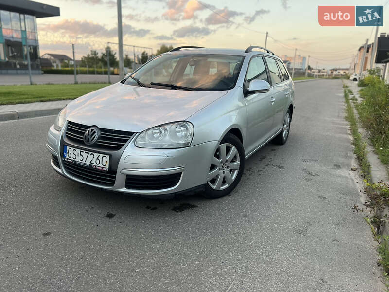 Хэтчбек Volkswagen Gol