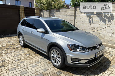 Volkswagen Golf Alltrack  2016