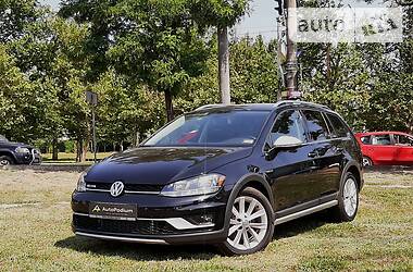 Volkswagen Golf Alltrack  2017