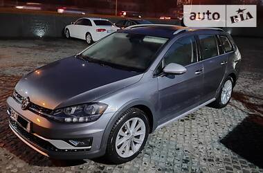 Volkswagen Golf Alltrack   SE   4MOTION  12  2018