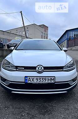 Volkswagen Golf Alltrack  2017