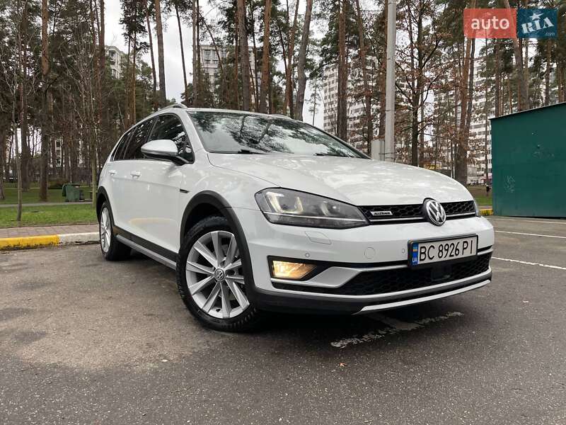 Volkswagen Golf Alltrack