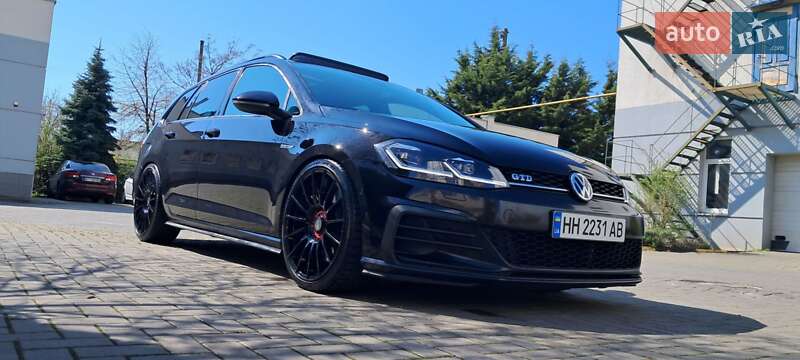 Універсал Volkswagen Golf GTD