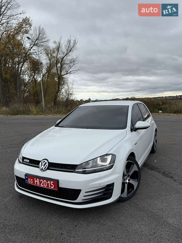 Хетчбек Volkswagen Golf GTD