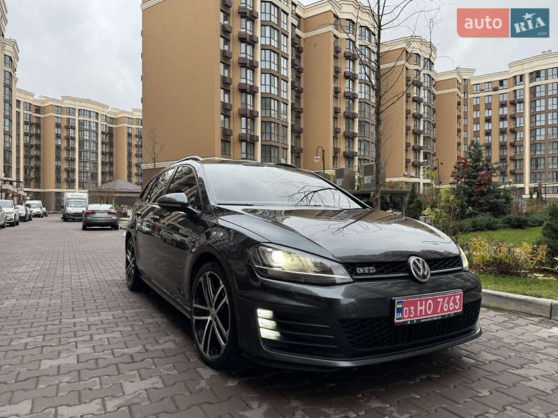 Универсал Volkswagen Golf GTD