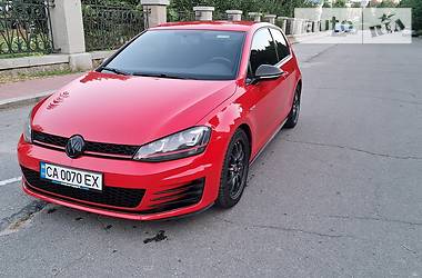 Volkswagen Golf GTI  2015