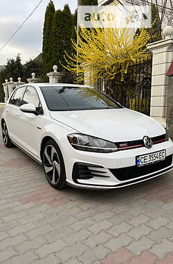 Volkswagen Golf GTI  2020