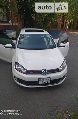 Volkswagen Golf GTI  2013