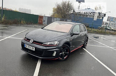 Volkswagen Golf GTI   2017