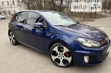 Volkswagen Golf GTI 2011