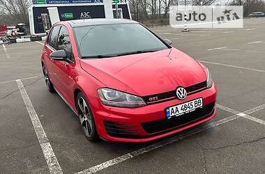 Volkswagen Golf GTI Perfomance  2016