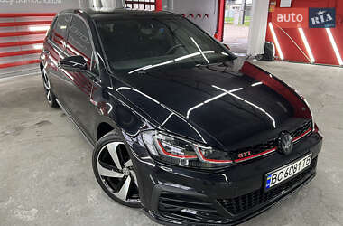 Volkswagen Golf GTI  2020