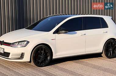 Volkswagen Golf GTI  2013