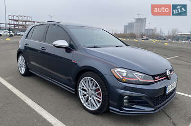 Volkswagen Golf GTI  2020