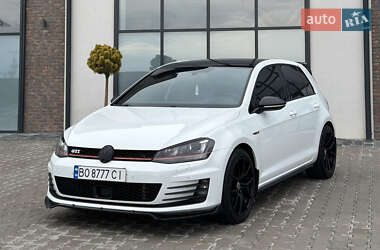 Volkswagen Golf GTI  2014