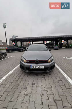 Volkswagen Golf GTI  2011