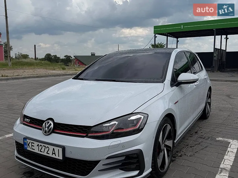 Volkswagen Golf GTI 2019