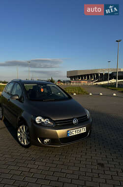Volkswagen Golf Plus  2010