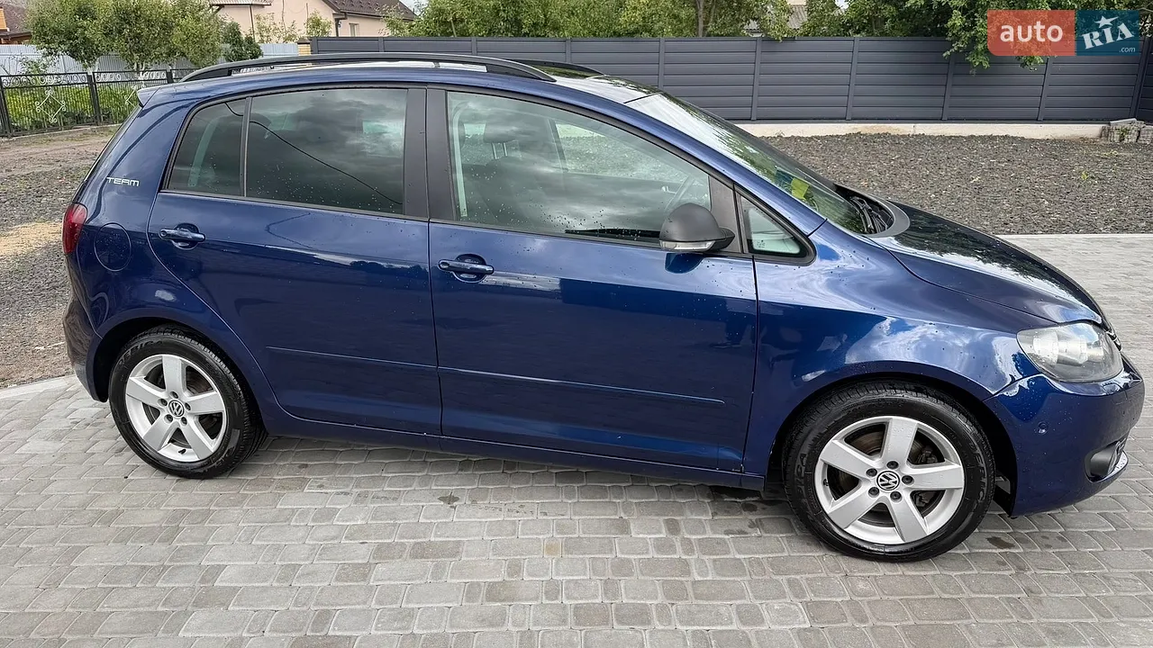 2010 Volkswagen Golf Plus - мініатюра 3