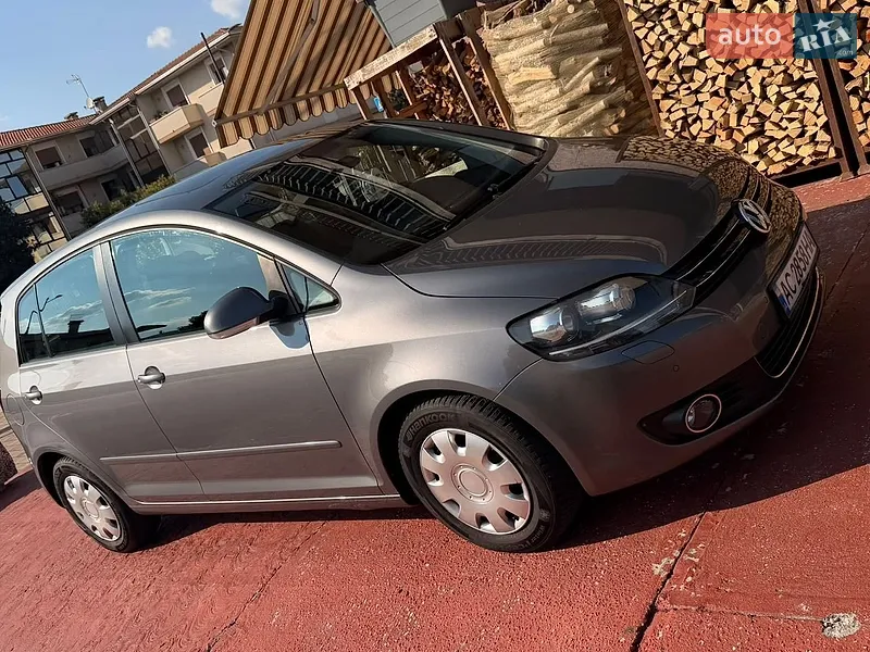 Volkswagen Golf Plus 2012