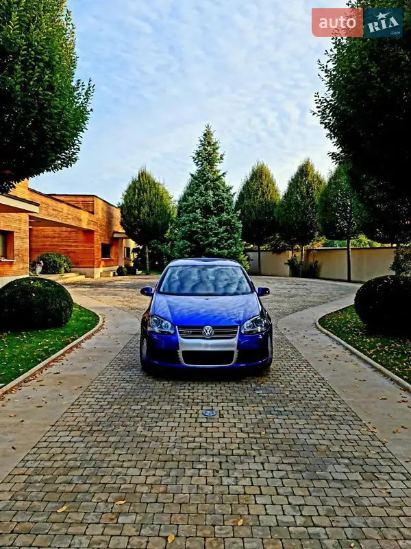 Volkswagen Golf R