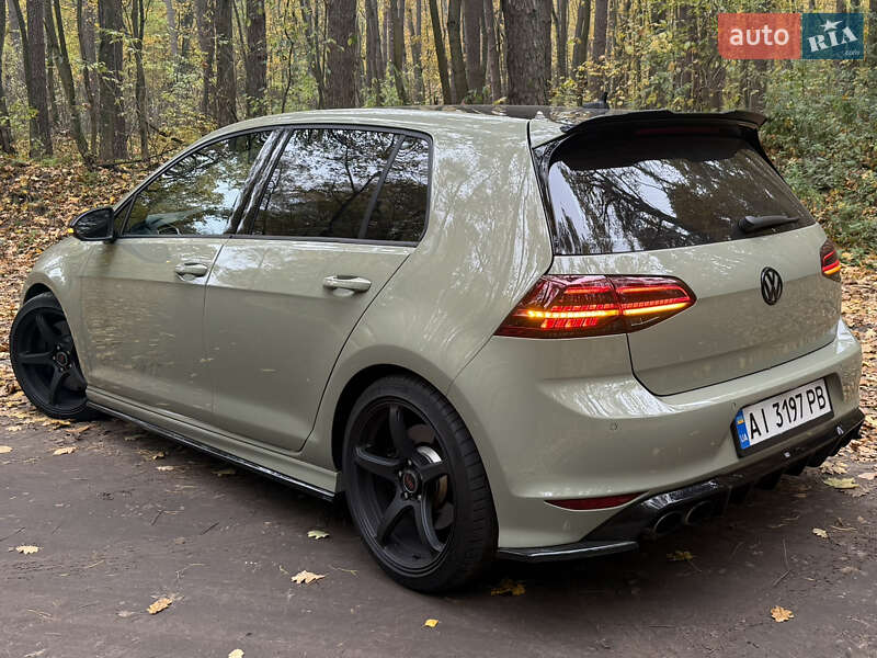 Легковые Volkswagen Golf R