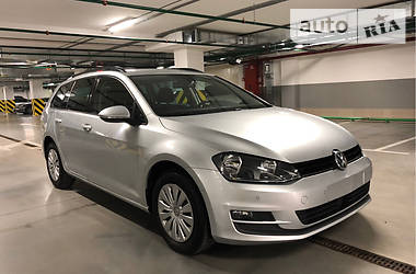 Volkswagen Golf DISTRONIC + 2015