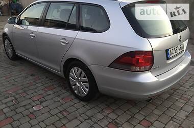 Volkswagen Golf  2010