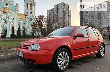 Volkswagen Golf  2000