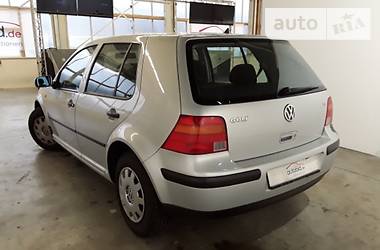 Volkswagen Golf  1998