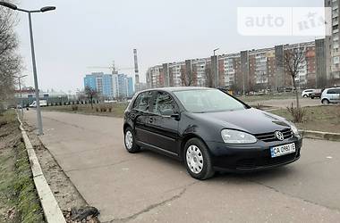 Volkswagen Golf  2004