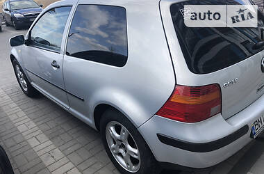 Volkswagen Golf  1999